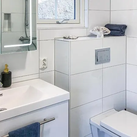 Gorgeous In With Kitchen * Lyngdal