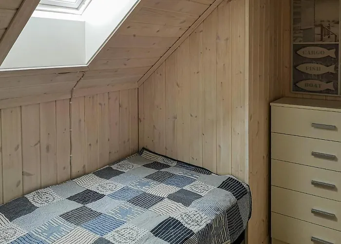 Gorgeous In With Kitchen